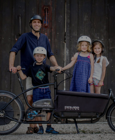 DOUZE CYCLES